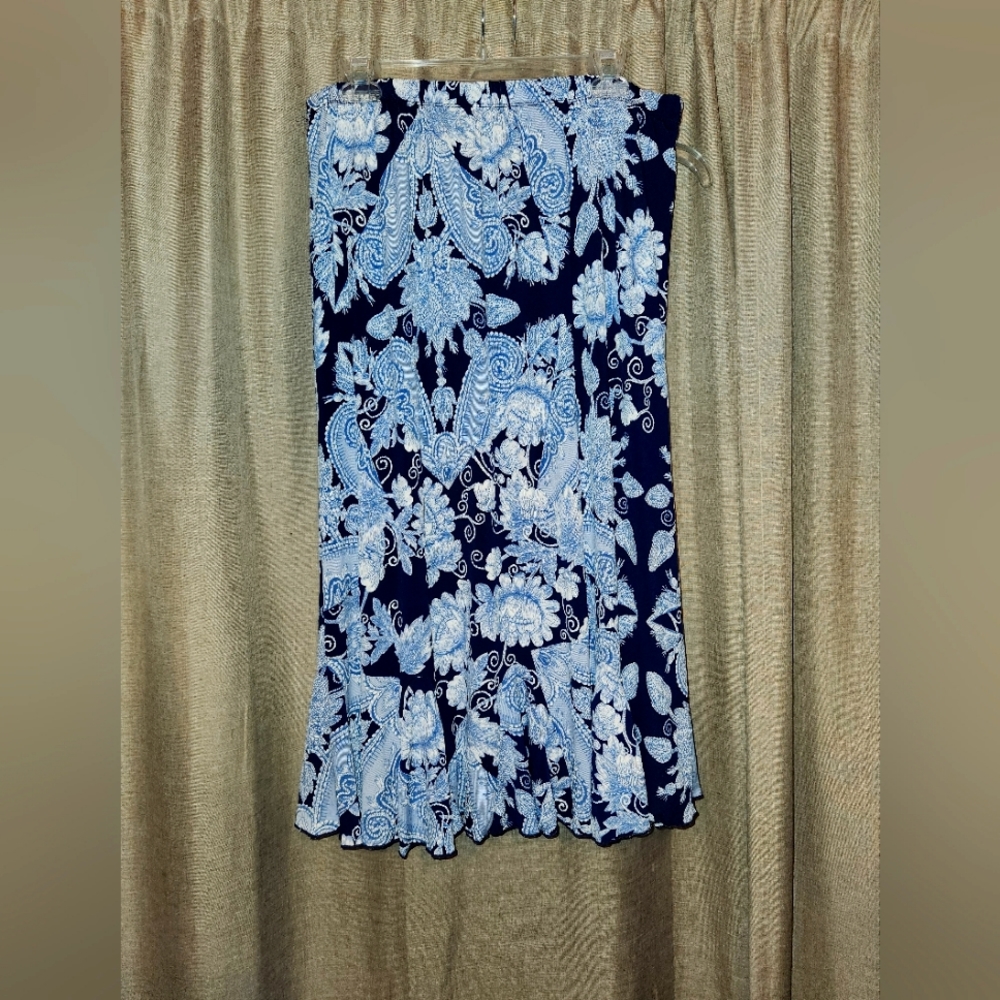 Jesse and J skirt blue paisley
